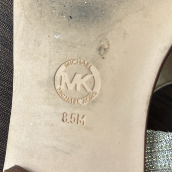 MICHAEL KORS Gold T-Strap Sandals - Picture 3 of 5